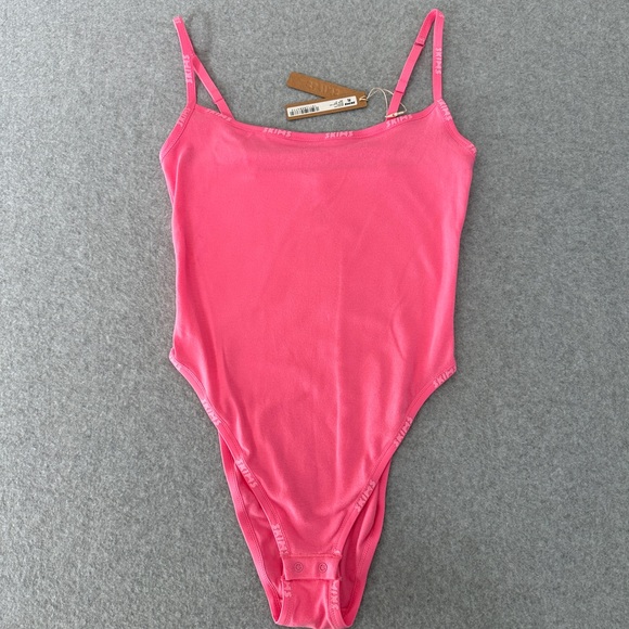 SKIMS Cotton Logo Bodysuit - Sugar Pink - Picture 5 of 5